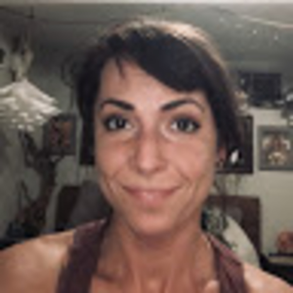 Meet your Posher, Amanda